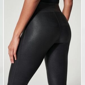 Spanx Spanxshape Faux Leather Leggings sz S Petite Inseam